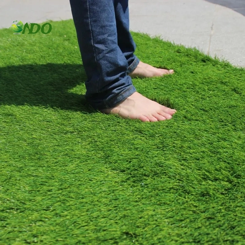 Plastic Carpet Roll Balcony Laying Leisure Artificial Grass Landscape Natural Synthetic Turf Grass for Home Garden